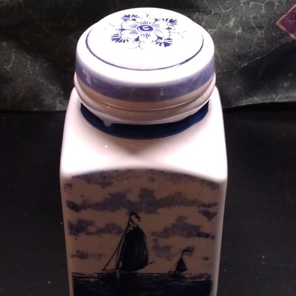 Delf Blue canister jar with lid - Picture 6 of 8